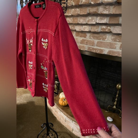 Crystal-Kobe Vintage Christmas Sweater - Picture 4 of 9